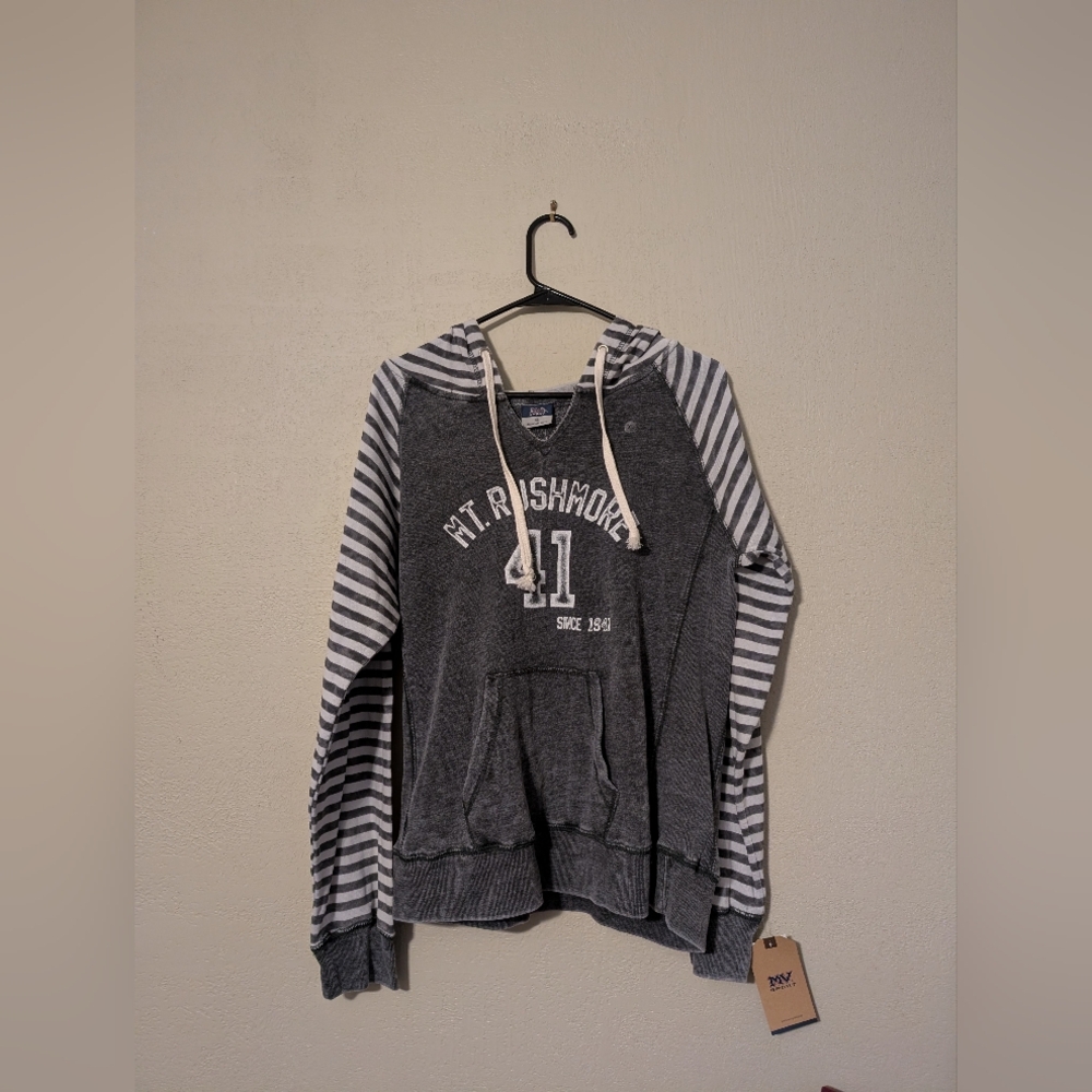 MV Sport Graphite Hoodie